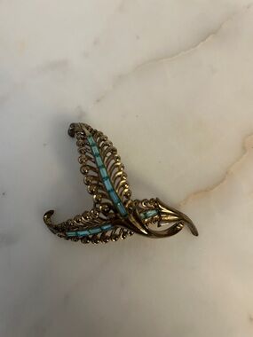 Coro-Craft Gold-Tone Brooch with Turquoise Rhinestones